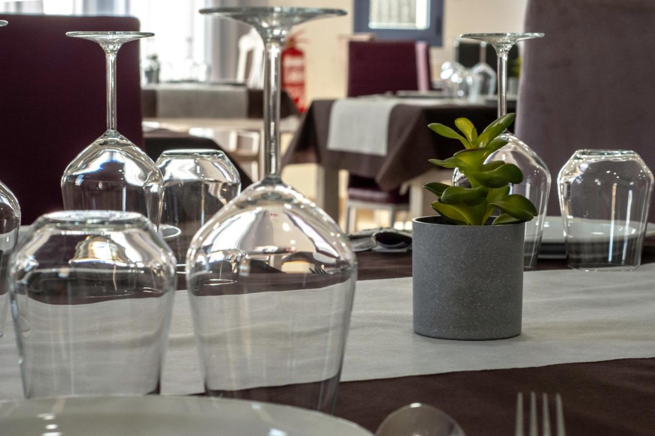 Hotel Posada De Miraflores Alconchel Екстер'єр фото