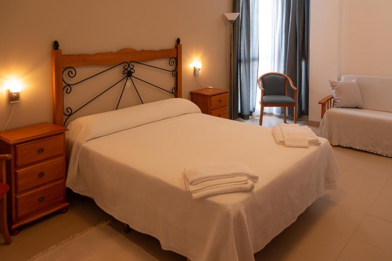Hotel Posada De Miraflores Alconchel Екстер'єр фото