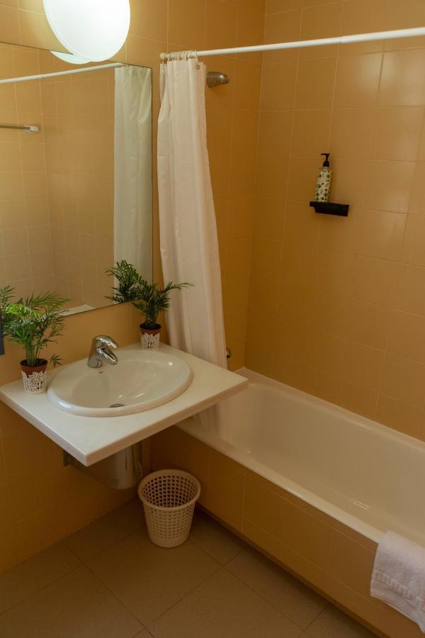 Hotel Posada De Miraflores Alconchel Екстер'єр фото